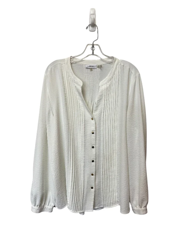 Top Long Sleeve By Calvin Klein In White, Size: Xl