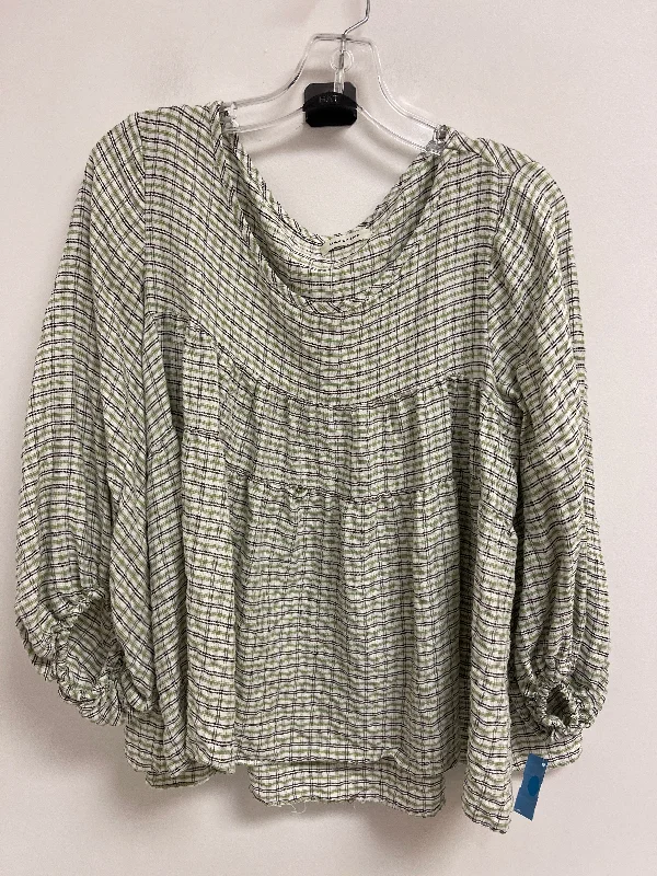 Top Long Sleeve By Max Studio In Green, Size: L