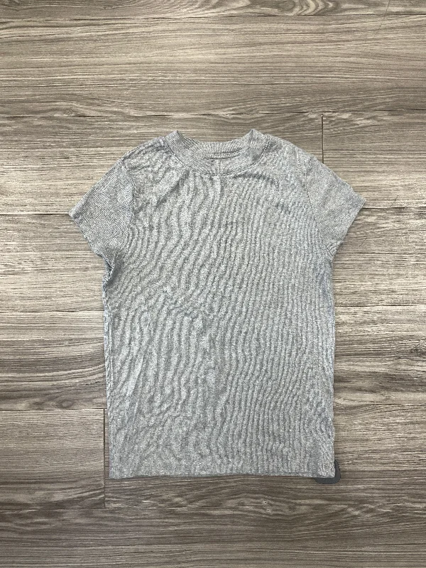 Top Short Sleeve Basic By A New Day In Grey, Size: L