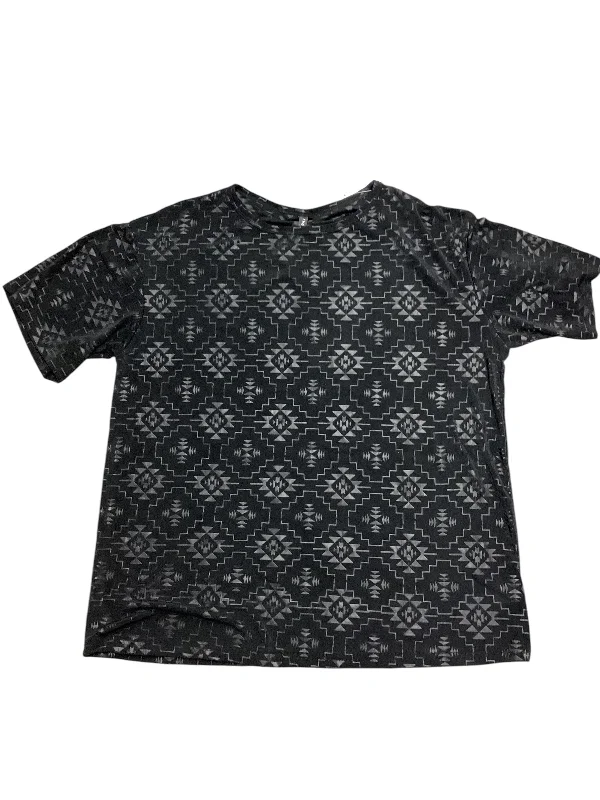 Top Short Sleeve By Clothes Mentor In Black, Size: M