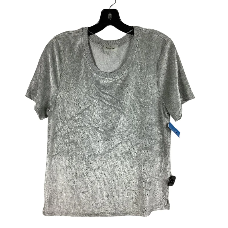 Top Short Sleeve By Cmc In Grey, Size: 2