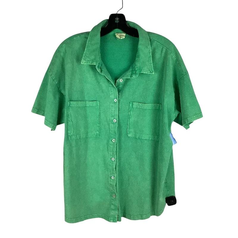 Top Short Sleeve By Fantastic Fawn In Green, Size: M