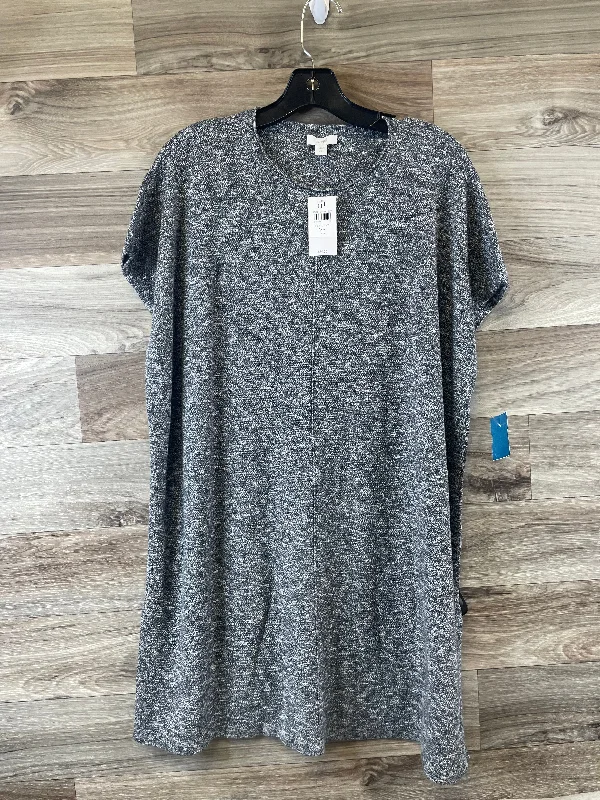 Top Short Sleeve By Pure Jill In Grey, Size: Mp