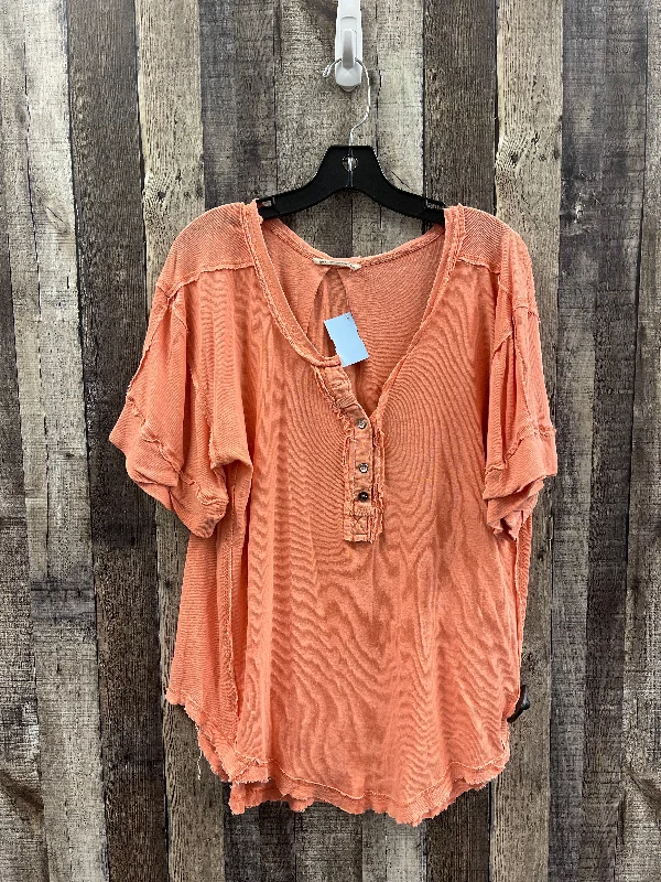 Top Short Sleeve By We The Free In Orange, Size: M