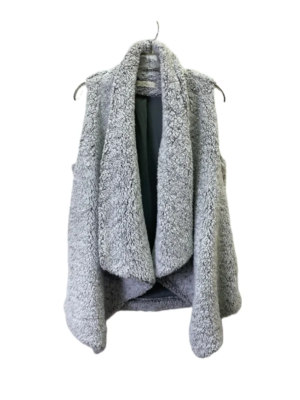 Vest Fleece By Fair Haven In Grey, Size: M