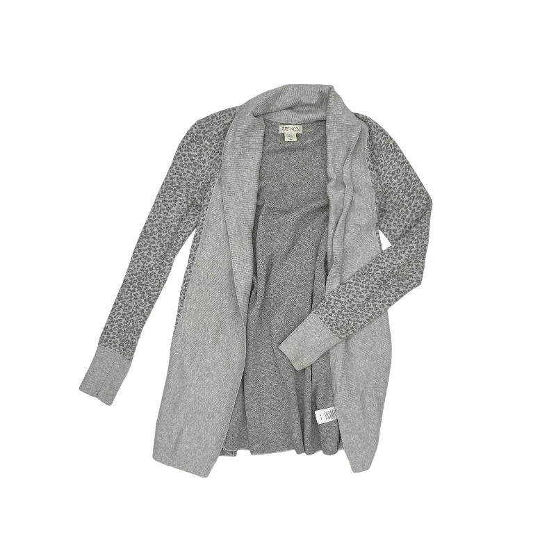 Cardigan By Clothes Mentor In Grey, Size:Xs